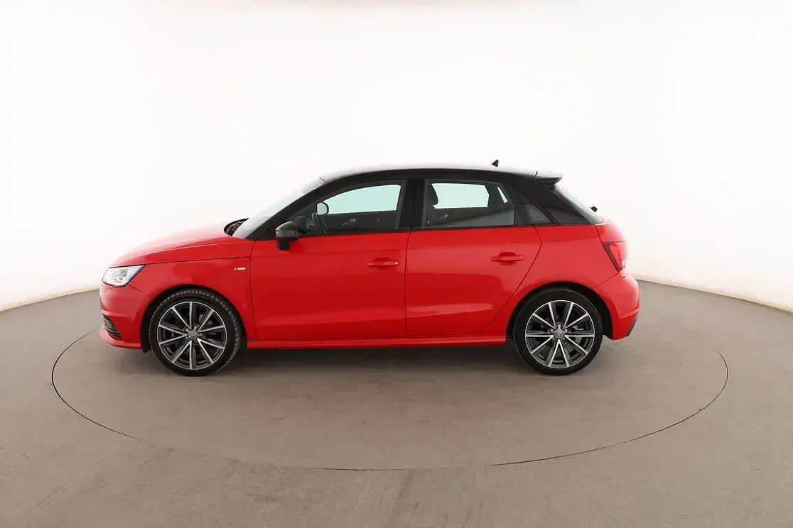 Usado Audi A1 Sportback 125 CV (91 kW) 2015 Rojo Utilitario