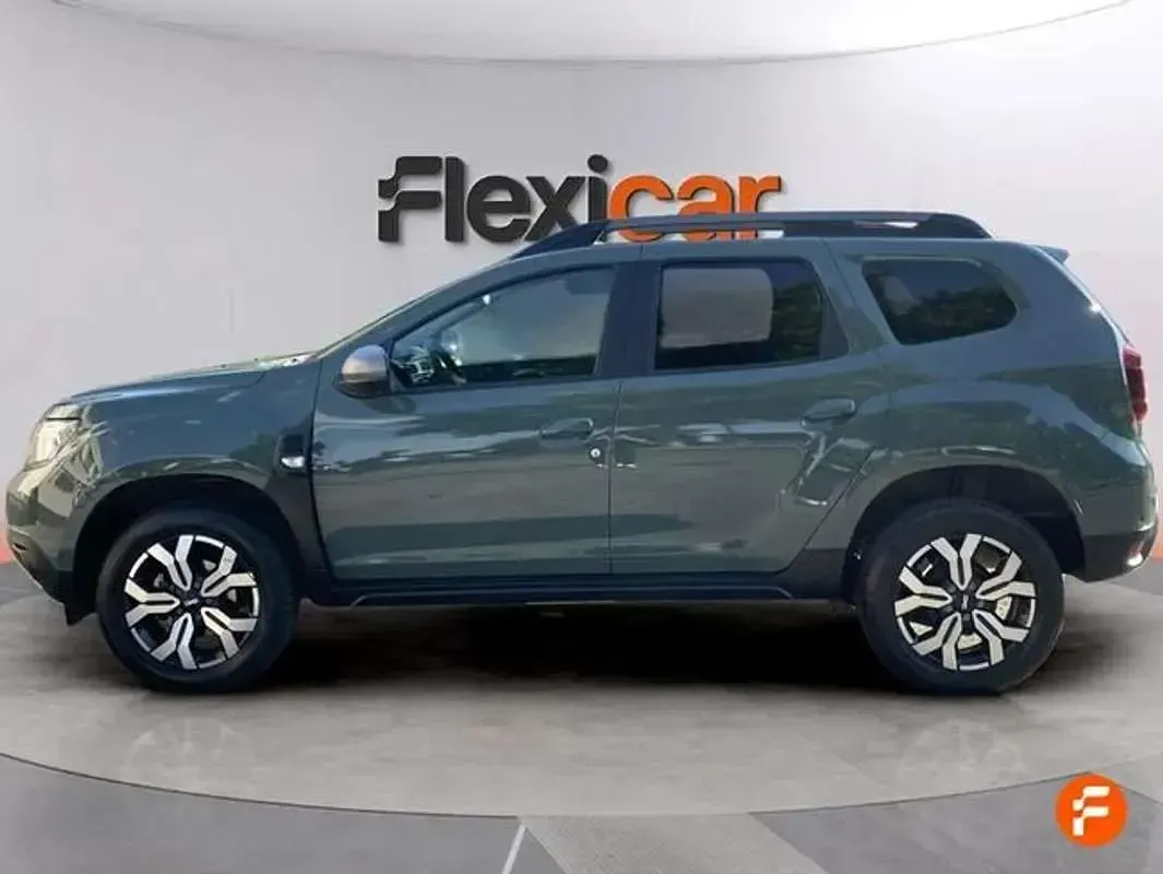 Usado Dacia Duster Journey 131 CV (96 kW) 2023 Verde SUV