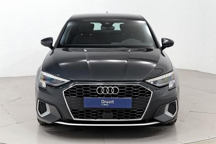 Usado Audi A3 Sportback e-tron Advanced Plus 110 CV (80 kW) 2024 Gris Utilitario