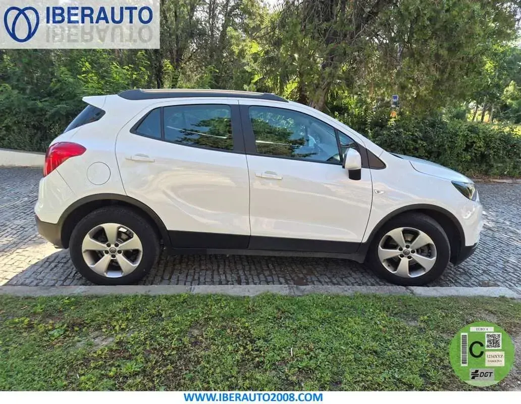 Usado Opel Mokka Selective 140 CV (102 kW) 2017 Blanco SUV