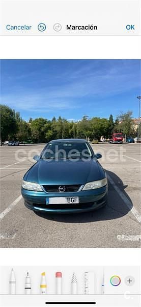 Usado Opel Vectra 100 CV (73 kW) 2001 Azul Berlina