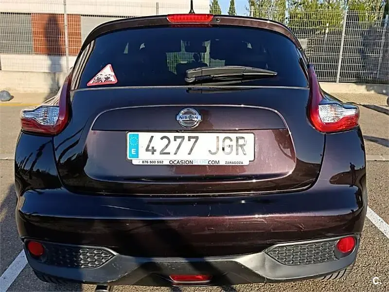 Usado Nissan Juke Premium Edition 110 CV (80 kW) 2015 Granate SUV
