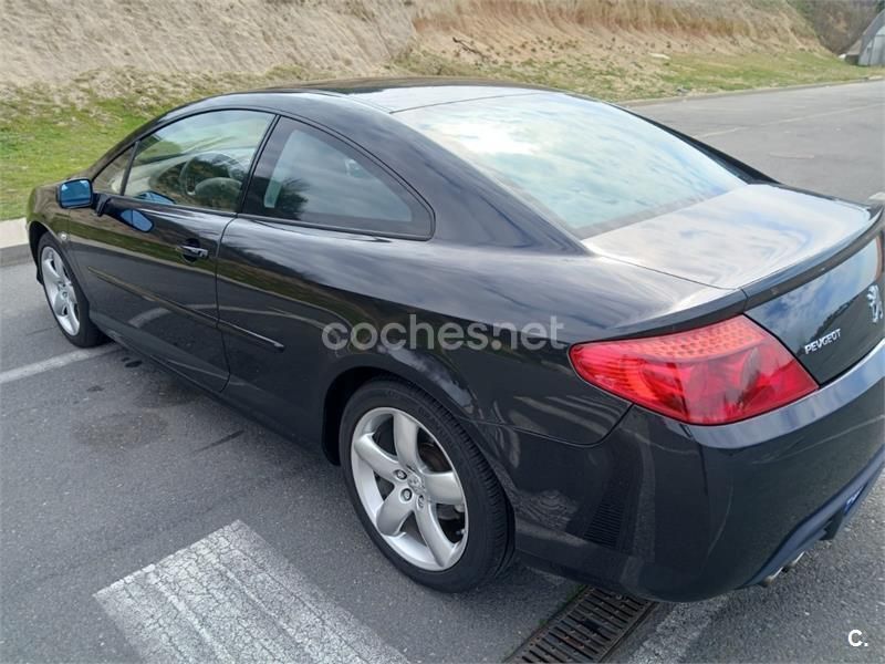 Negro Usado 2007 Peugeot 407 Coupe Coupe | 4400 € (Buen precio) - Imagen 1/4