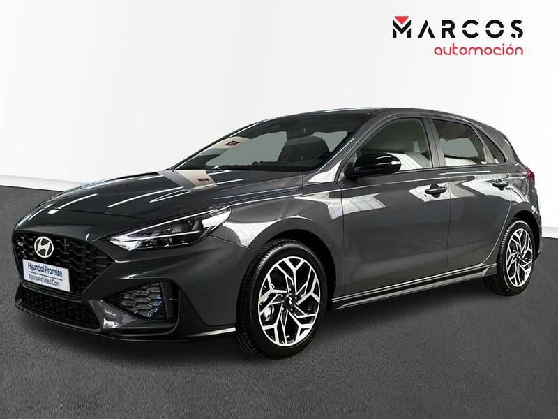 Blanco Nuevo 2024 Hyundai i30 N Line Berlina | 24.500 € (Precio justo) - Imagen 1/4