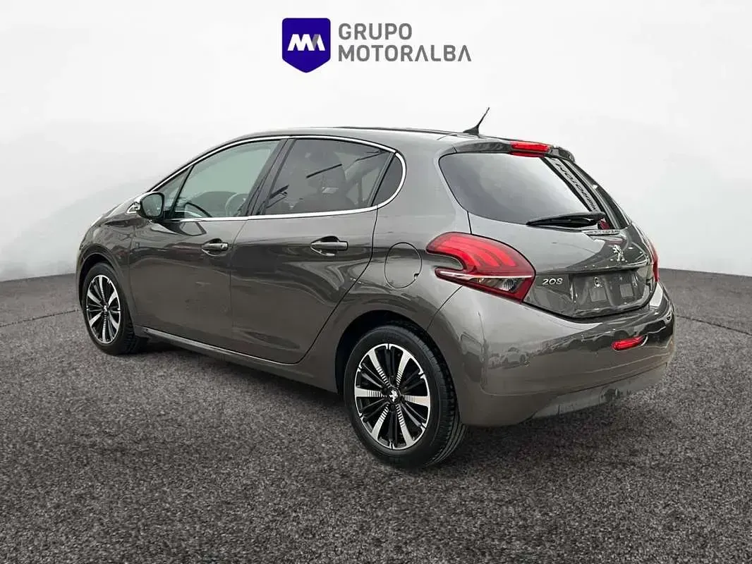 Usado Peugeot 208 S 83 CV (61 kW) 2019 Gris Utilitario
