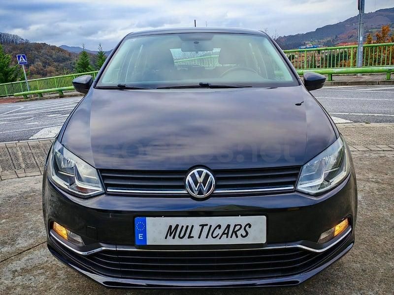 Usado VW Polo Advance 90 CV (66 kW) 2014 Negro Berlina