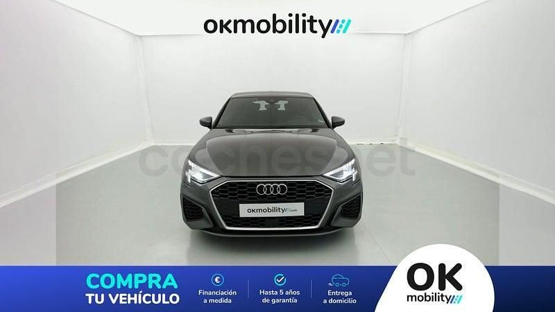 Usado Audi A3 S-Line 150 CV (110 kW) 2024 Gris / plata Berlina