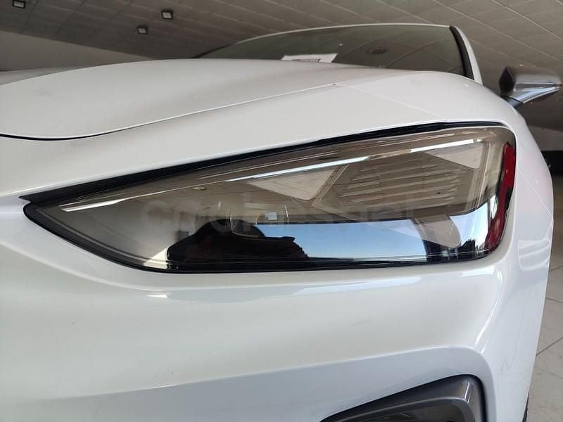 Usado Cupra Leon 150 CV (110 kW) 2024 Blanco Berlina