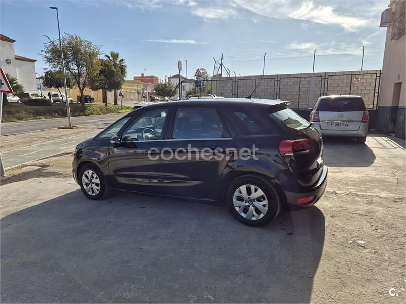 Usado Citroën C4 Picasso Live 120 CV (88 kW) 2017 Negro Monovolumen