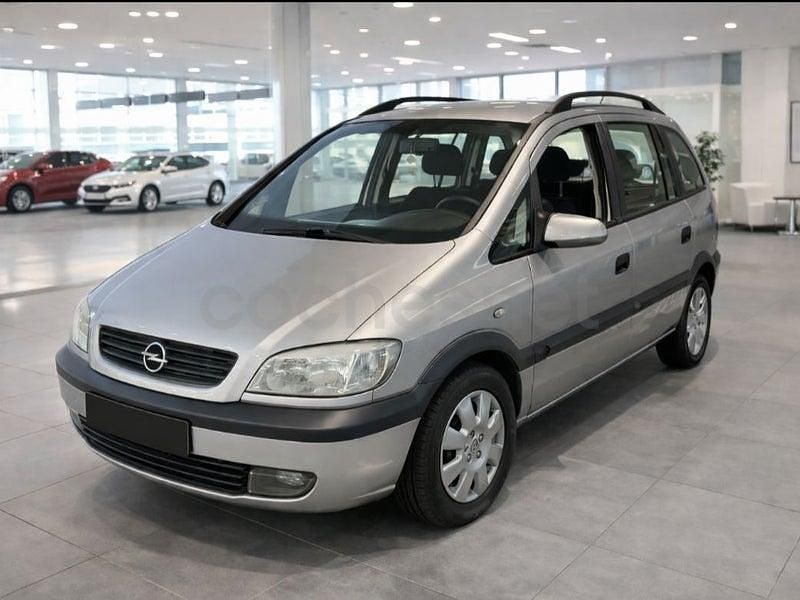 Usado Opel Zafira Comfort 100 CV (73 kW) 2002 Gris / plata Monovolumen