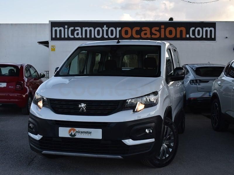 Usado Peugeot Rifter Active 100 CV (73 kW) 2022 Blanco Monovolumen