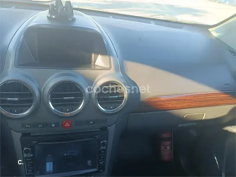 Usado Opel Antara Cosmo 150 CV (110 kW) 2008 Gris / plata SUV