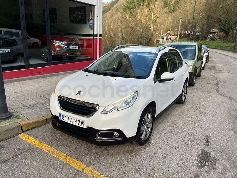 Usado Peugeot 2008 Active 92 CV (67 kW) 2014 Blanco SUV
