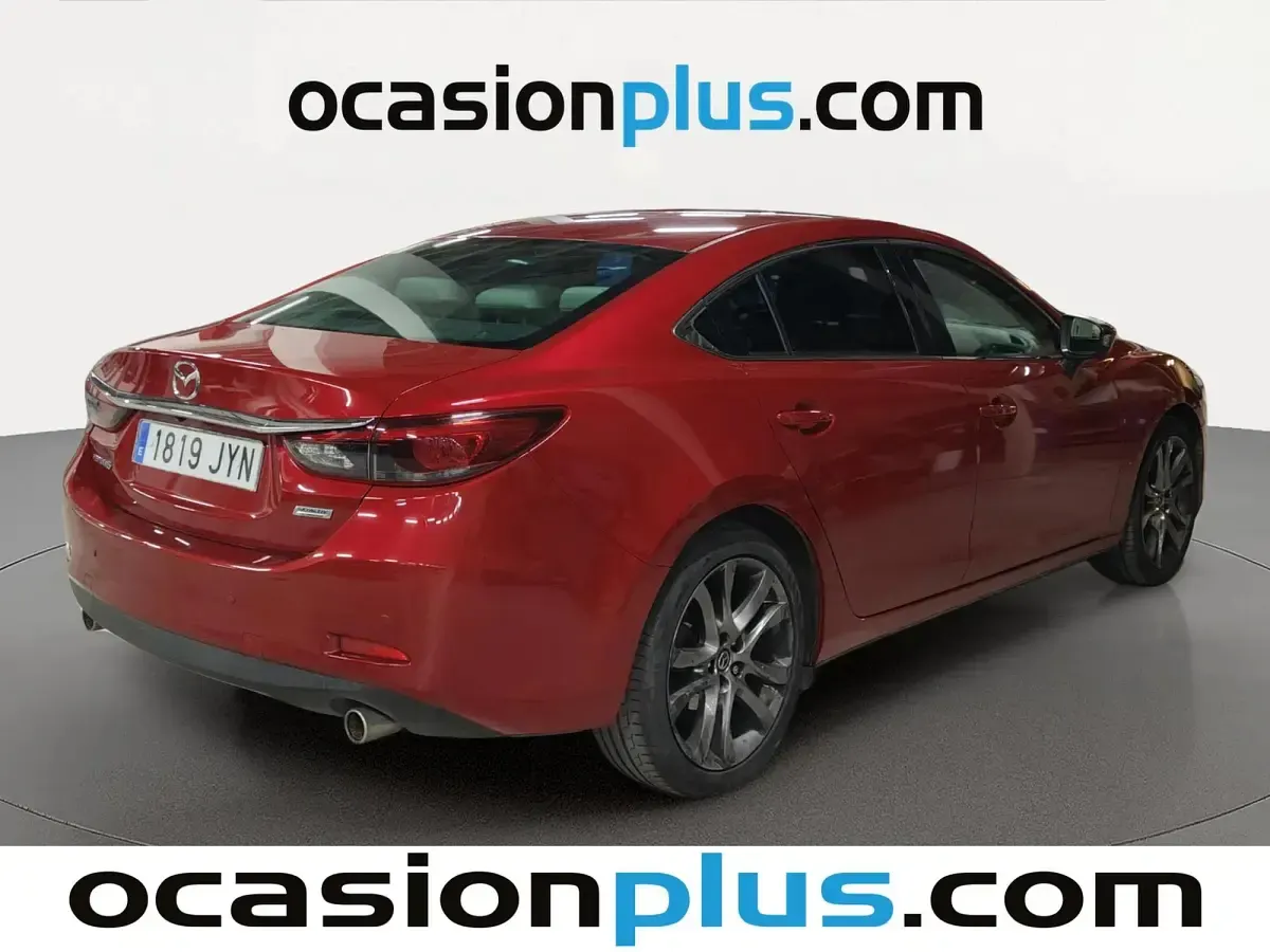 Usado Mazda 6 Luxury 150 CV (110 kW) 2017 Rojo Berlina