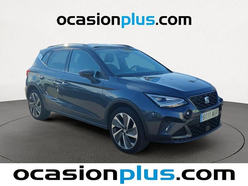 Usado Seat Arona FR 150 CV (110 kW) 2024 Gris SUV