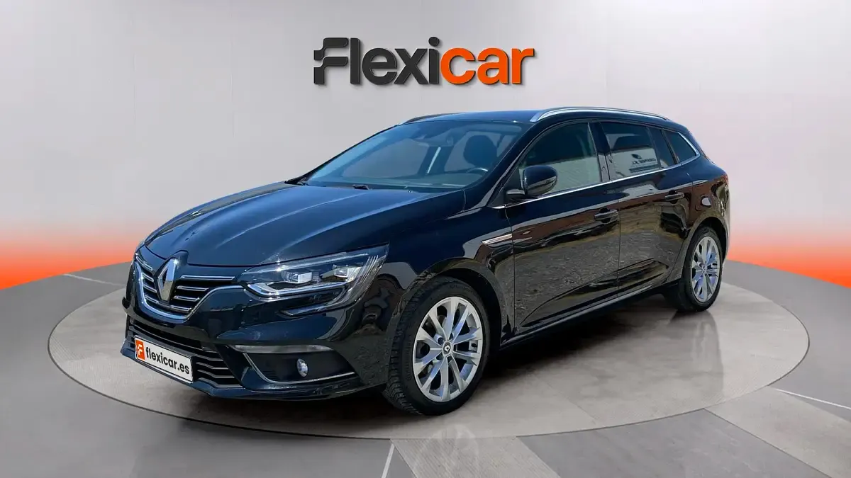 Usado Renault Mégane GrandTour Intens 140 CV (102 kW) 2020 Negro Familiar