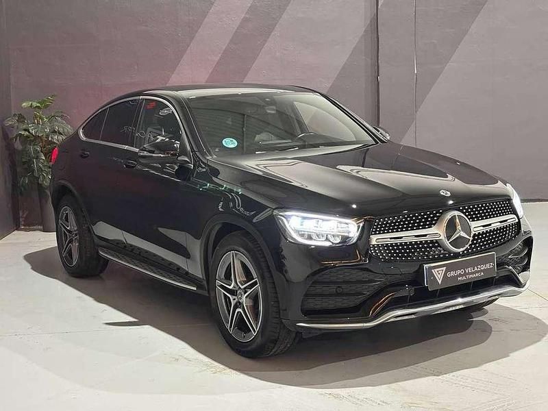 Usado Mercedes GLC220 194 HP (142 kW) 2021 Preto Coupé
