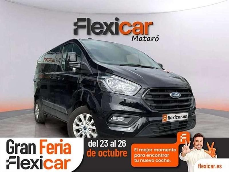 Negro Usado 2023 Ford Tourneo Custom Titanium Van | 33.990 € (Precio justo) - Imagen 1/4