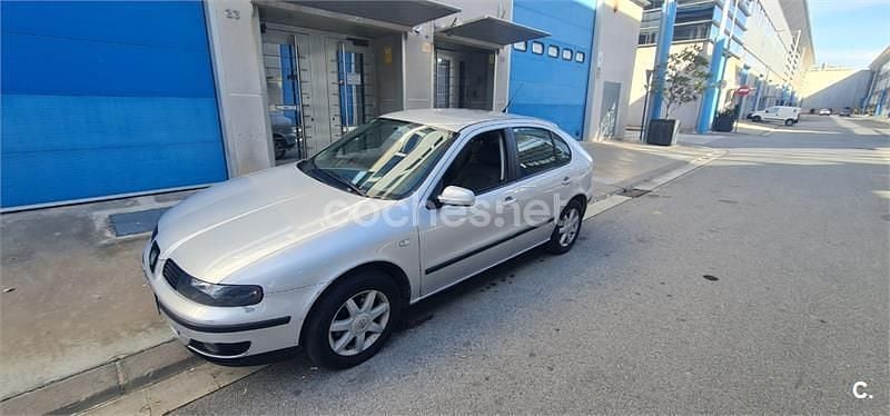 Gris / plata Usado 2002 Seat Leon Sport Berlina | 1500 € (Super precio) - Imagen 1/4