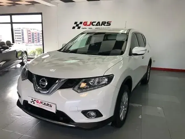 Usado Nissan X-Trail Tekna 130 CV (95 kW) 2016 Blanco SUV