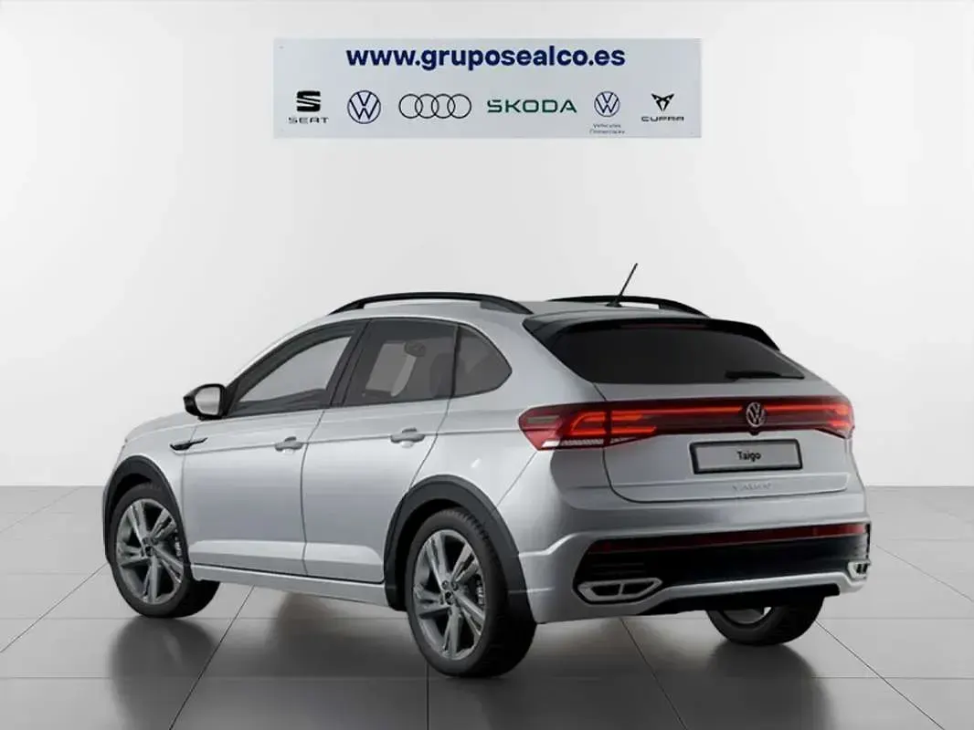 Usado VW Taigo R-line 150 CV (110 kW) 2022 Plateado SUV
