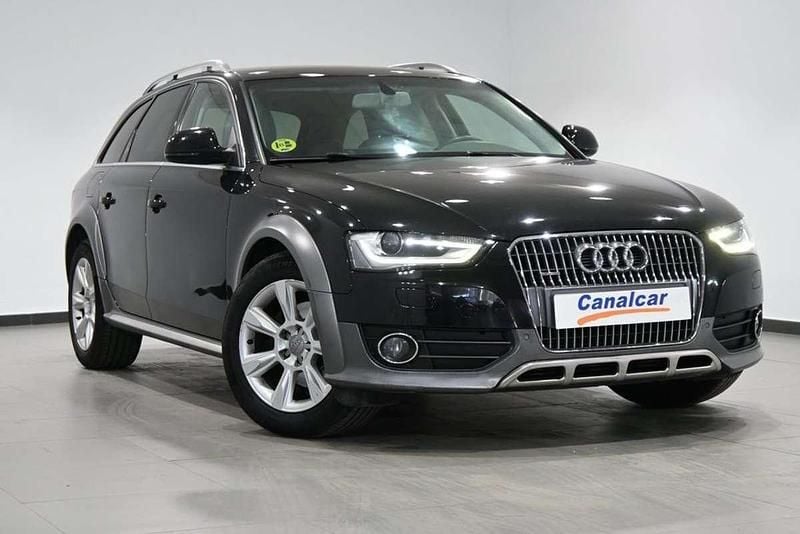 Usado Audi A4 Allroad 177 CV (130 kW) 2012 Negro Familiar