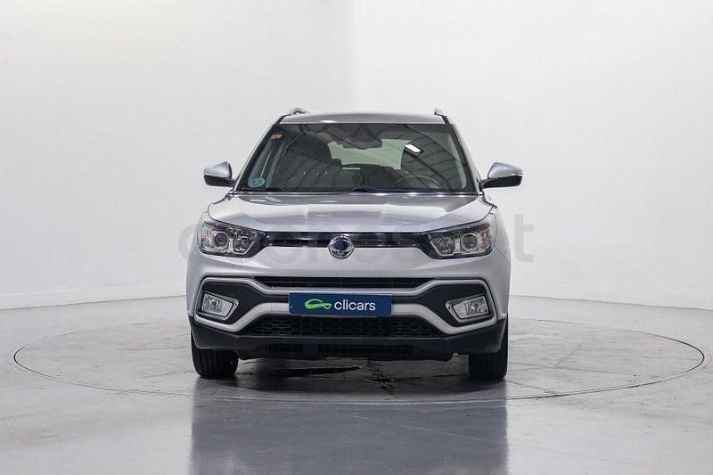 Usado Ssangyong (KGM) XLV Limited 115 CV (84 kW) 2017 Gris / plata SUV