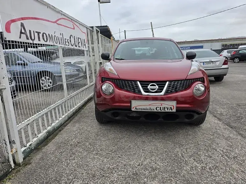 Usado Nissan Juke Tekna 110 CV (80 kW) 2013 Granate SUV