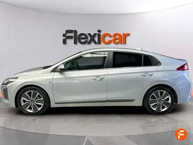 Usado Hyundai Ioniq 141 CV (103 kW) 2019 Gris Utilitario