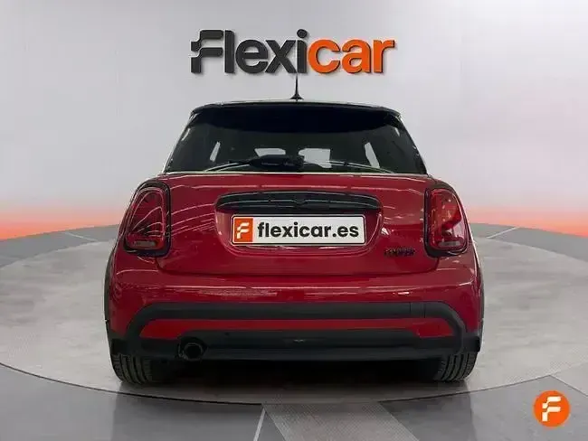 Usado Mini Cooper 136 CV (100 kW) 2023 Rojo Utilitario