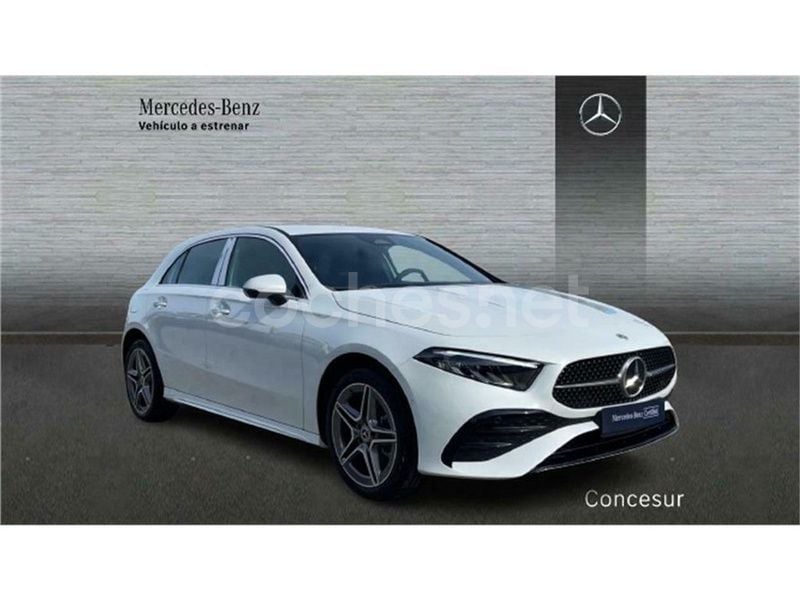 Usado Mercedes A250 AMG line 218 CV (160 kW) 2024 Blanco Berlina