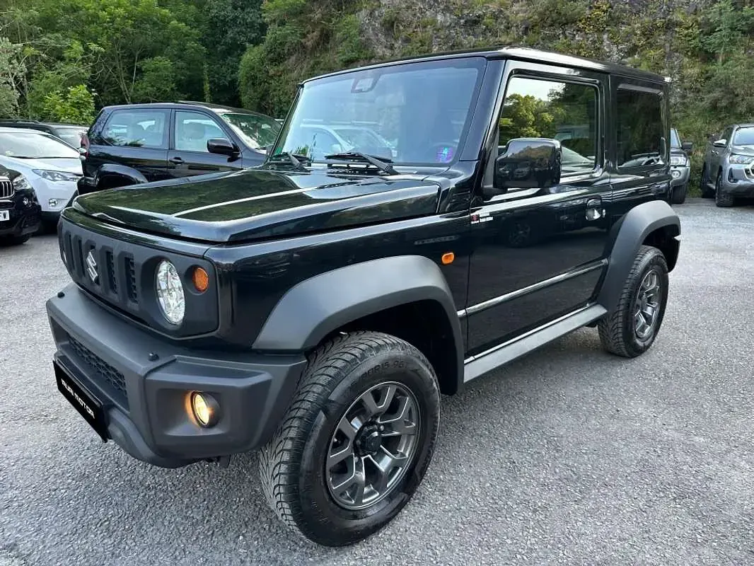 Usado Suzuki Jimny 102 CV (75 kW) 2020 Negro SUV