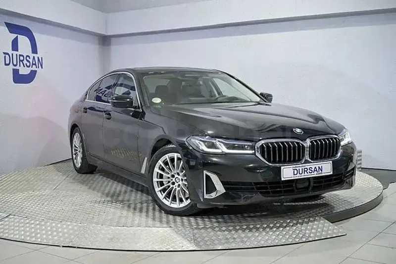 Usado BMW 530 Comfort Edition 252 CV (185 kW) 2023 Negro Berlina