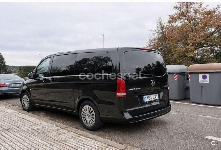 Usado Mercedes E250 Marco Polo 190 CV (139 kW) 2022 Negro Monovolumen