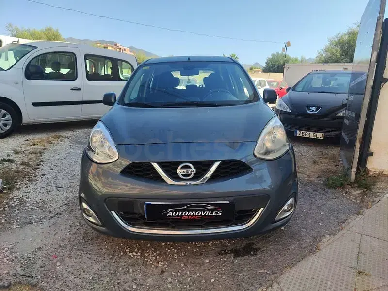 Usado Nissan Micra Tekna 80 CV (58 kW) 2016 Gris / plata Utilitario