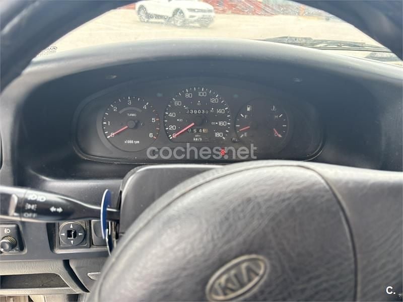 Usado Kia Sportage 83 CV (61 kW) 2000 Gris / plata SUV