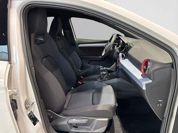 Usado Seat Ibiza FR 115 CV (84 kW) 2024 Blanco