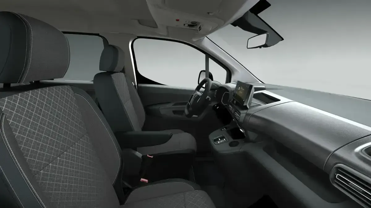 Nuevo Opel Combo S 130 CV (95 kW) 2025 Verde Monovolumen