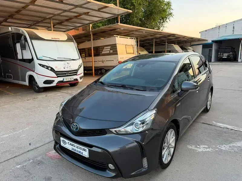 Usado Toyota Prius+ Advance 136 CV (100 kW) 2019 Azul Monovolumen