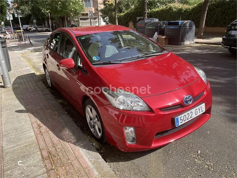 Rojo Usado 2010 Toyota Prius Advance Utilitario | 8600 € (Precio justo) - Imagen 1/4