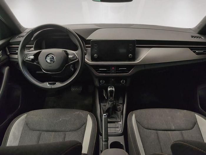 Usado Skoda Kamiq Style 150 CV (110 kW) 2023 Azul SUV