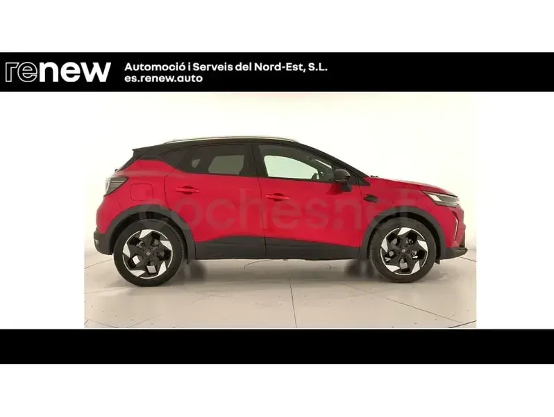 Usado Renault Captur Techno 100 CV (73 kW) 2025 Rojo SUV