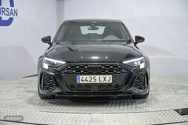 Usado Audi RS3 Sportback 400 CV (294 kW) 2022 Negro Utilitario