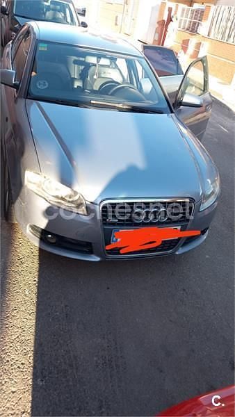 Usado Audi A4 170 CV (125 kW) 2007 Azul Berlina