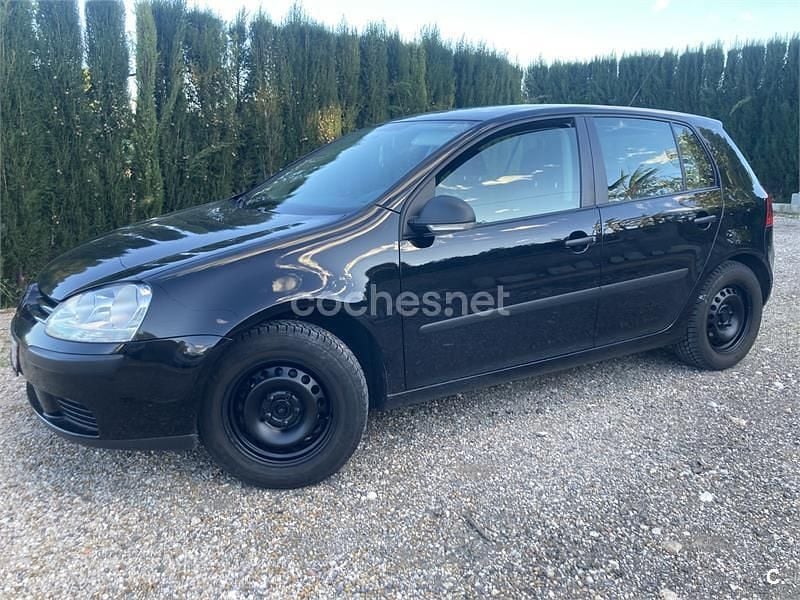 Usado VW Golf VI Highline 105 CV (77 kW) 2008 Negro Utilitario