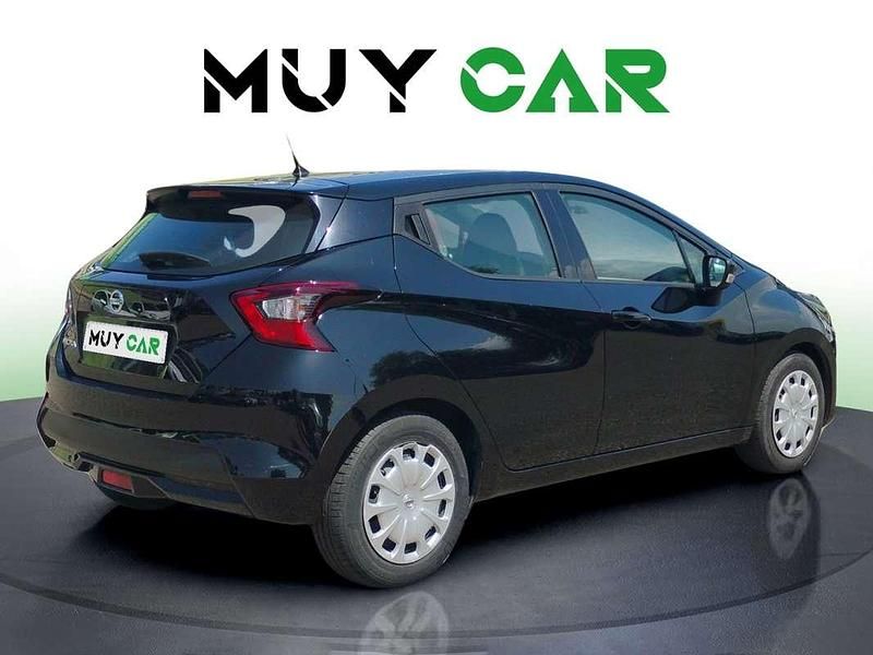 Usado Nissan Micra Acenta 92 CV (67 kW) 2022 Negro Utilitario
