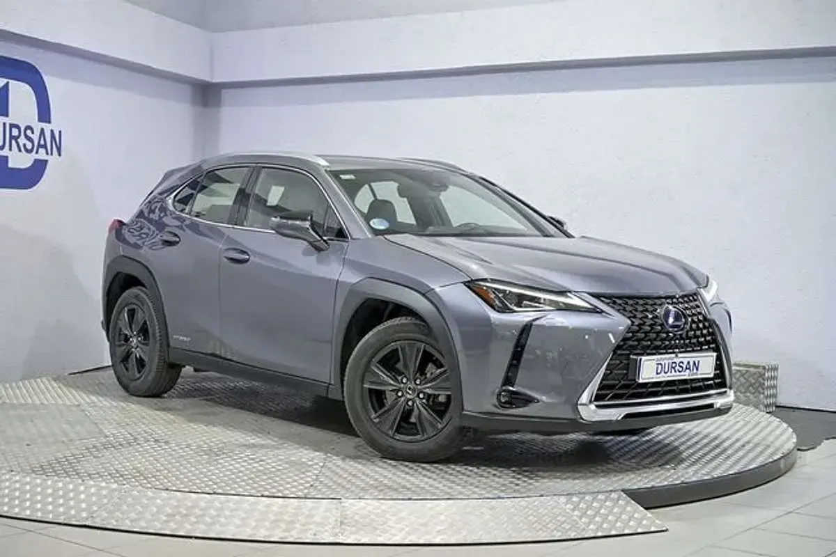 Usado Lexus UX 250h Business Edition 184 CV (135 kW) 2022 Gris SUV