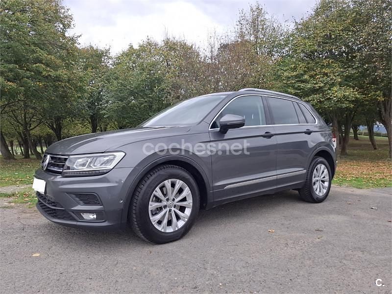 Gris / plata Usado 2018 VW Tiguan Advance SUV | 19.850 € (Super precio) - Imagen 1/4