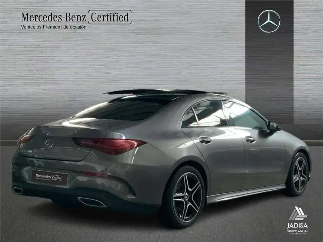 Usado Mercedes CLA200 163 CV (119 kW) 2025 Berlina