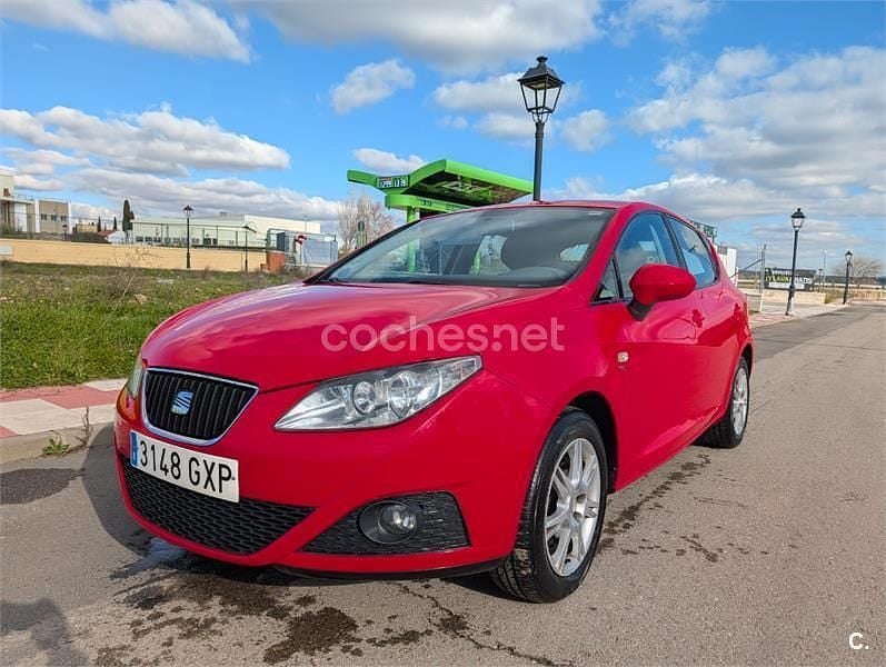 Rojo Usado 2010 Seat Ibiza Style Berlina | 5500 € (Precio justo) - Imagen 1/4